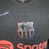 Camiseta Barcelona visita 24/25 escudo