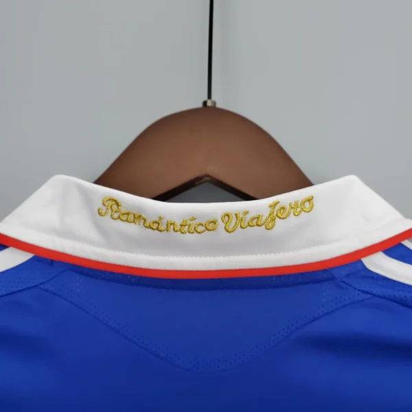 Camiseta Universidad de Chile 2011 cerca