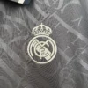 Real Madrid 24/25 Tercera equipación escudo