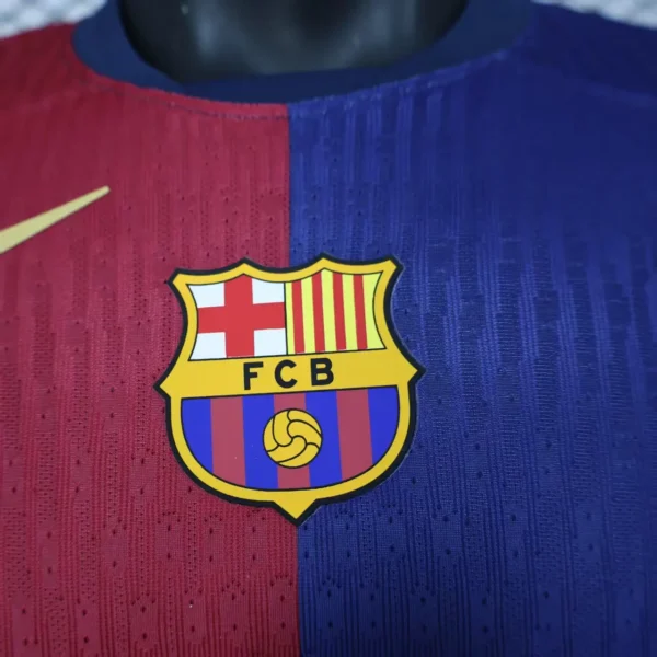 Camiseta Edición Especial Barcelona x Travis Scott Escudo