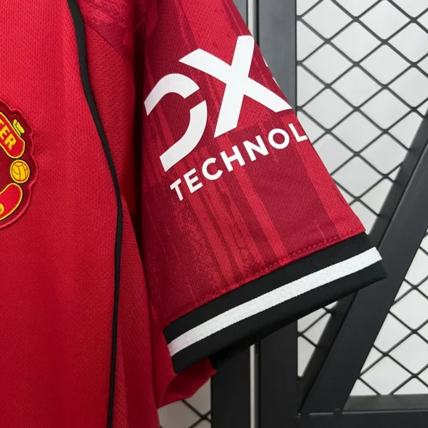 Camiseta Manchester United 25/26 cerca