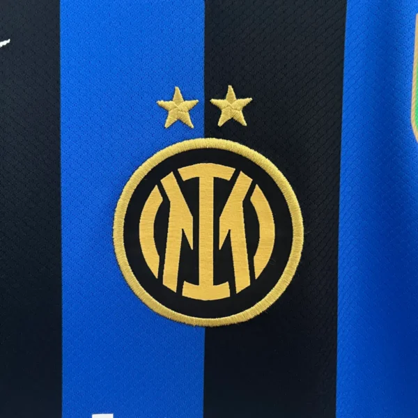 Camiseta Inter de Milán local 24/25 escudo