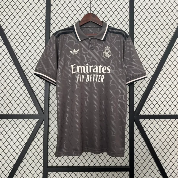 Real Madrid 24/25 Tercera equipación